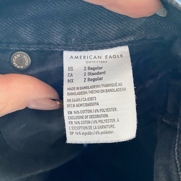 American Eagle super distressed high rise black cropped mom jeans - Picture 13 of 16